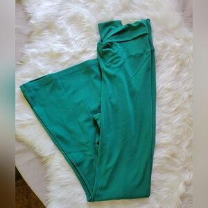 Offline by Aerie Wrap front Flare